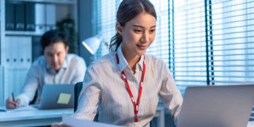 7 Karakter Karyawan yang Disukai Atasan, Pintu Sukses Karier Anda!